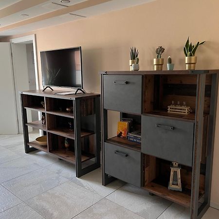 Phantasialand Family Apartment Erftstadt-Bruehl-Cologne ภายนอก รูปภาพ